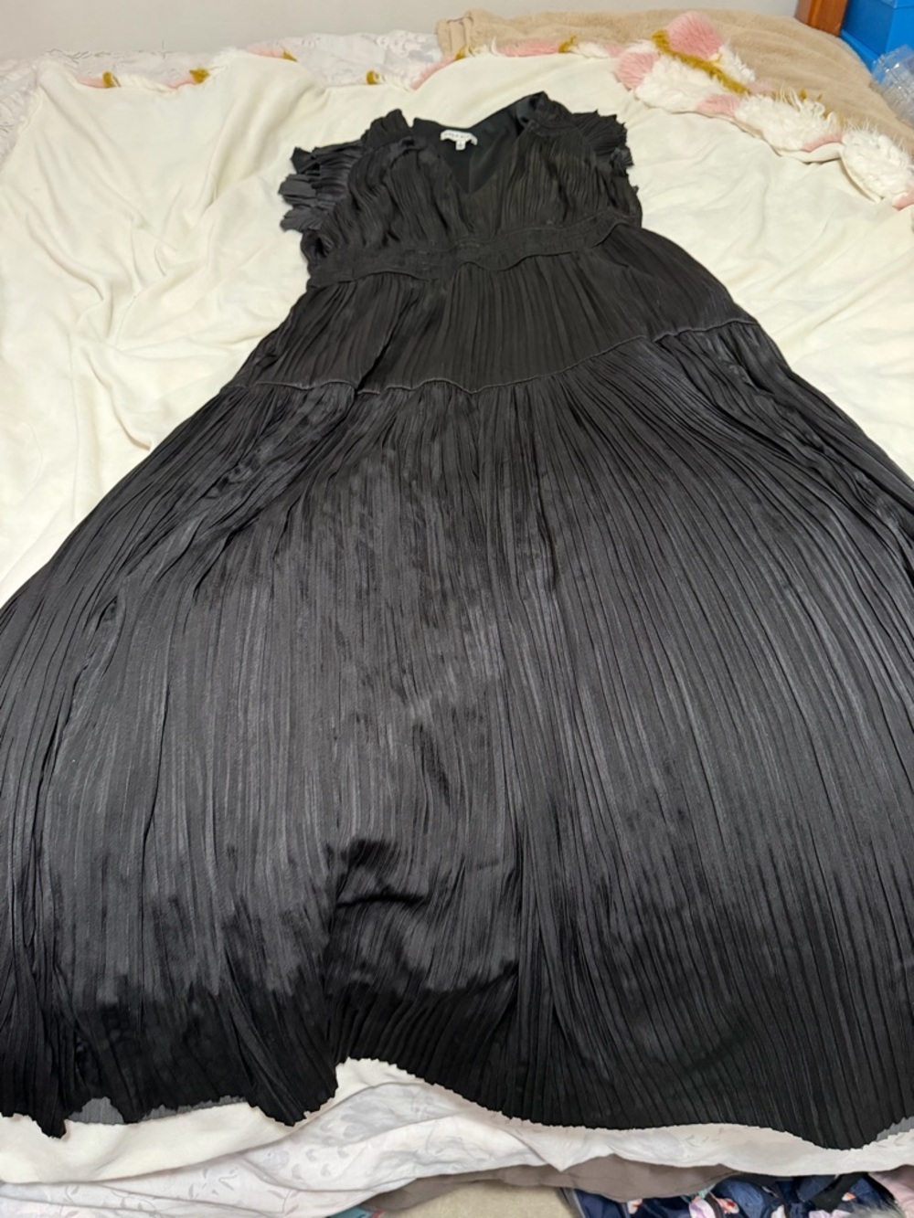 Moon River Plisse Black V-Neck Pleated Midi Dress Women’s Large - Picture 5 of 9